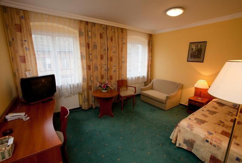 Hostel Ratuszowy Bydgoszcz Ngoại thất bức ảnh