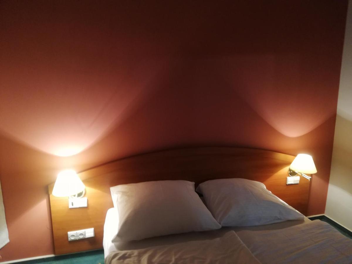 Hostel Ratuszowy Bydgoszcz Ngoại thất bức ảnh