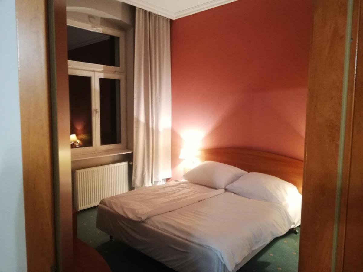 Hostel Ratuszowy Bydgoszcz Ngoại thất bức ảnh