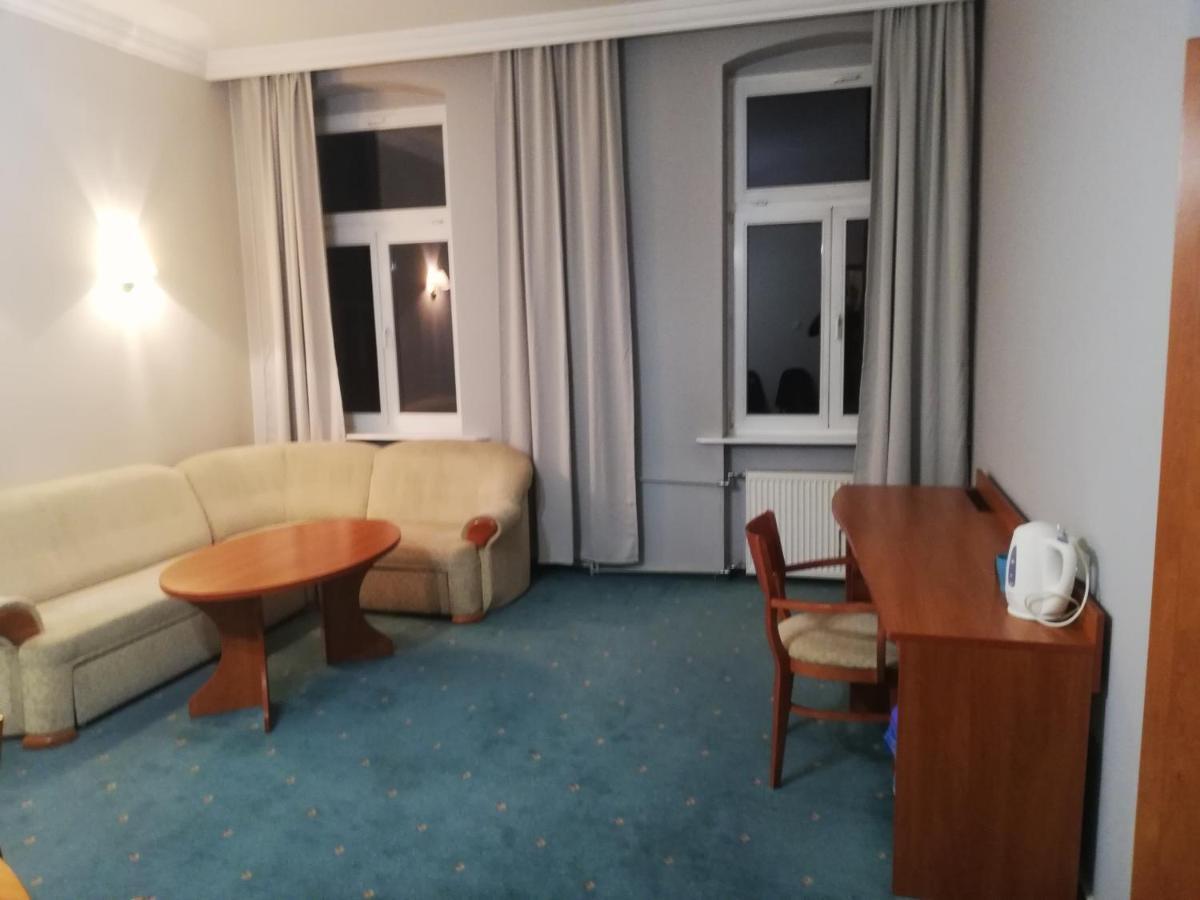 Hostel Ratuszowy Bydgoszcz Ngoại thất bức ảnh
