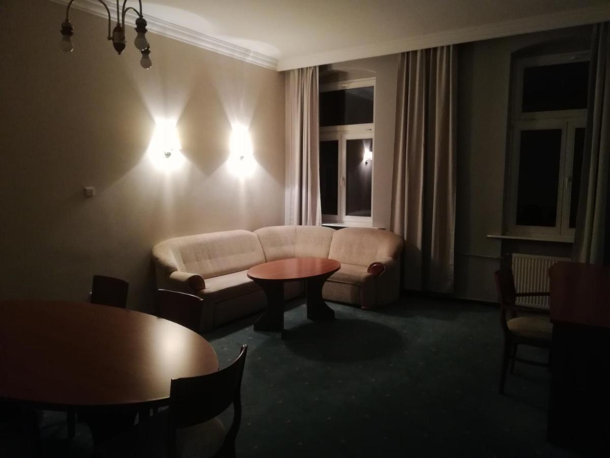 Hostel Ratuszowy Bydgoszcz Ngoại thất bức ảnh